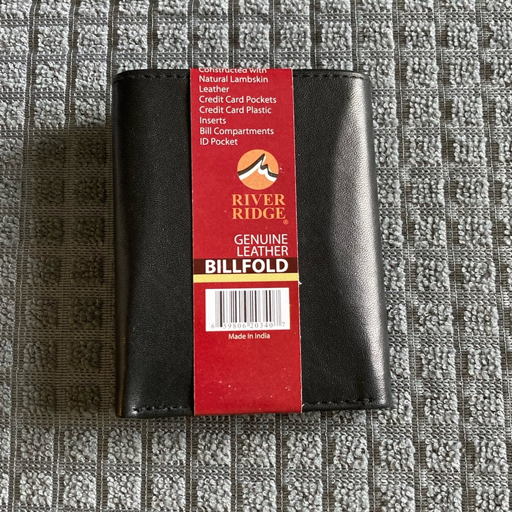 River Ridge Men’s Black Leather Trifold Wallet Billfold NEW